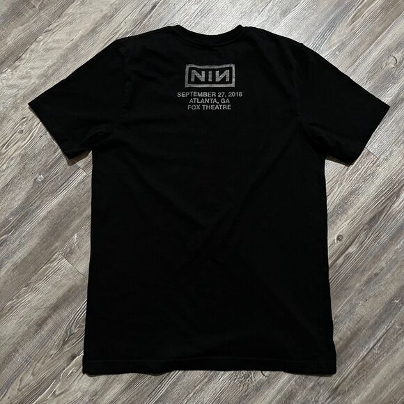 2018 Nine Inch Nails Concert Tee Cold and Black and Infinite Tour Atlanta L - Picture 2 of 6